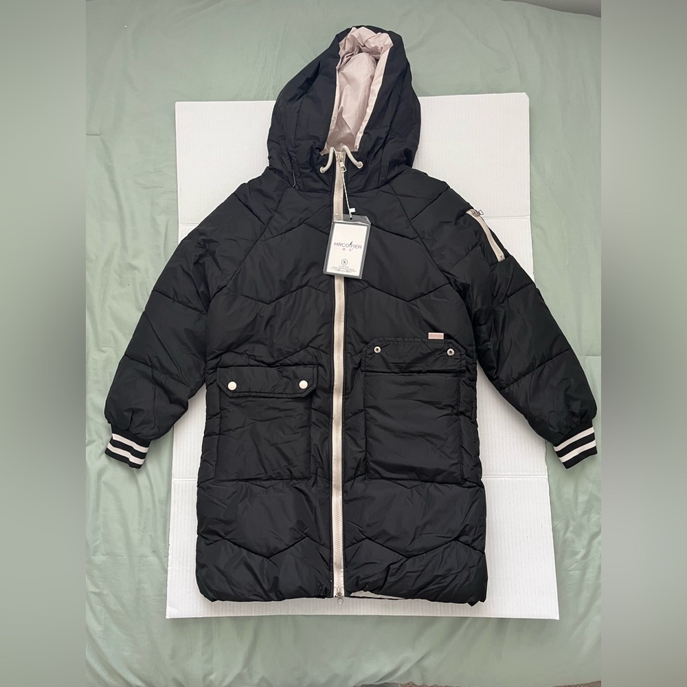 Women's Black Hooded Puffer Coat